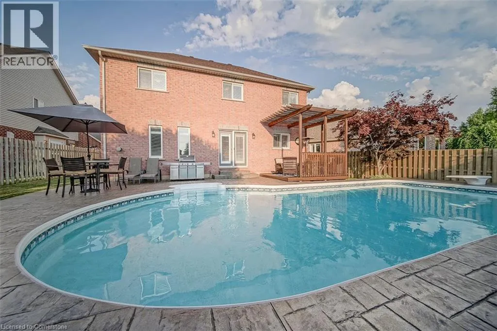 45 GOODMAN Crescent
