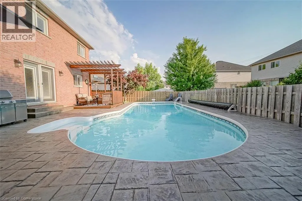 45 GOODMAN Crescent
