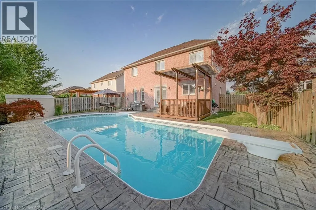 45 GOODMAN Crescent