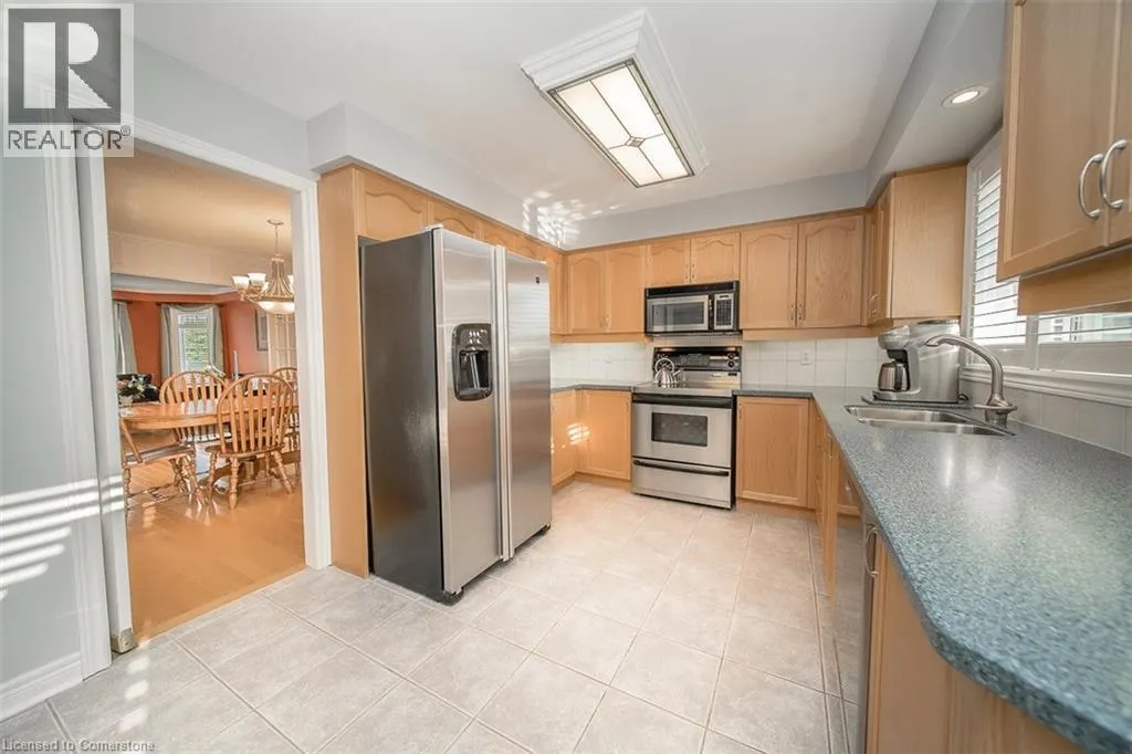 45 GOODMAN Crescent