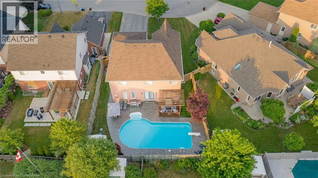 45 GOODMAN Crescent