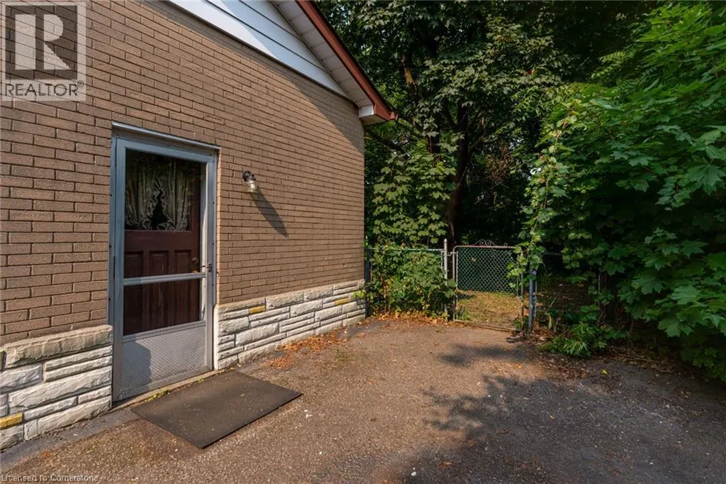 1191 PINEGROVE Road