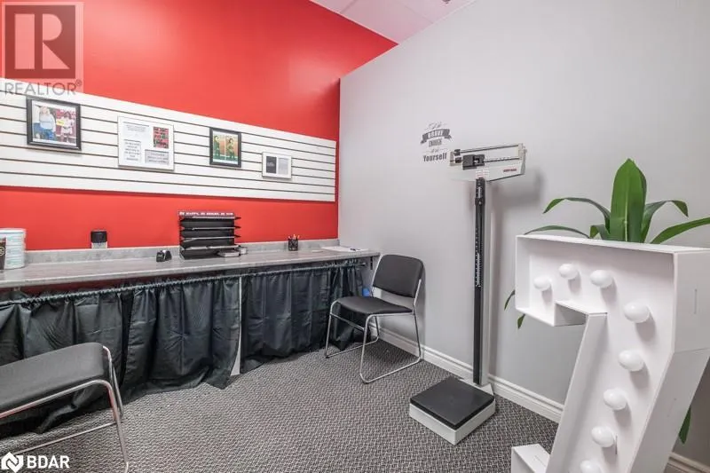 353 ANNE Street N Unit# 4, #4