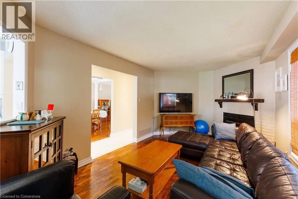 6827 EDENWOOD Drive