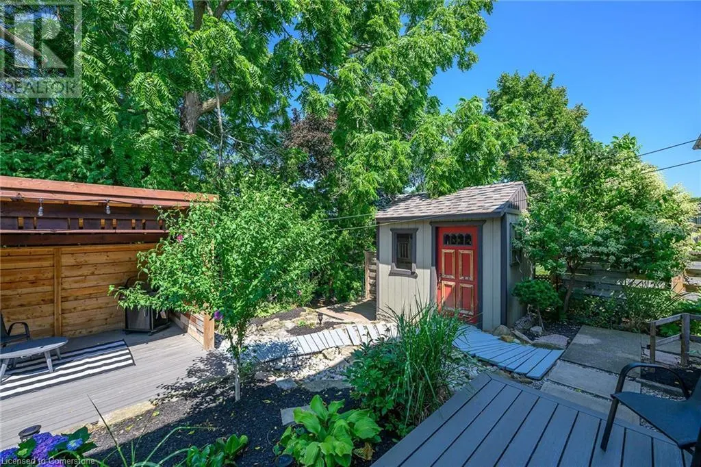 54 DRIFTWOOD Court