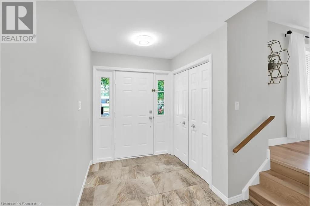 54 DRIFTWOOD Court
