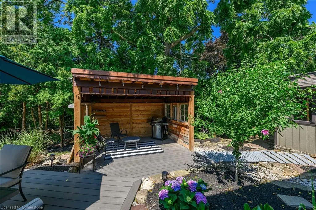 54 DRIFTWOOD Court