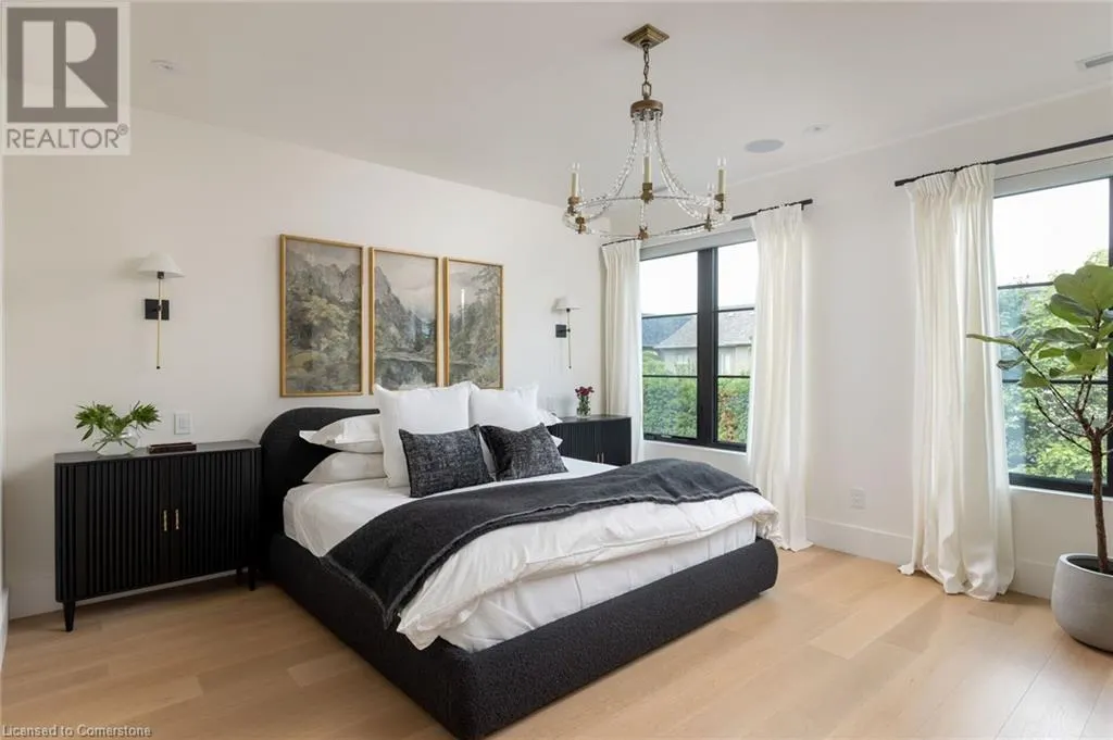 203 WEYBOURNE Road