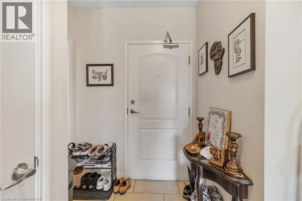 886 GOLF LINKS Road Unit# 108, #108