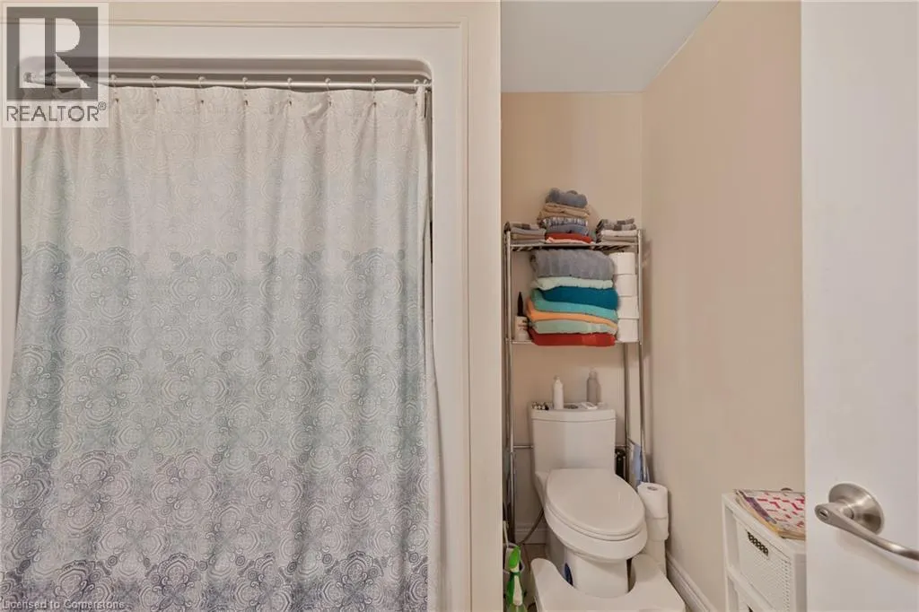 886 GOLF LINKS Road Unit# 108, #108