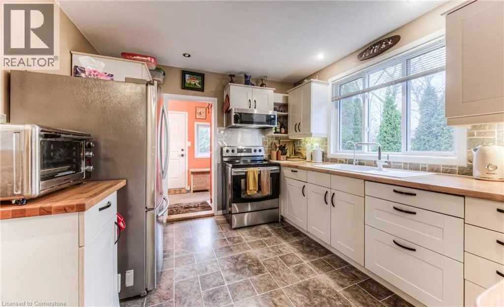 32 HOLLY Trail