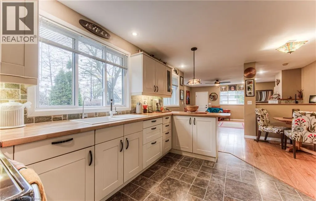 32 HOLLY Trail