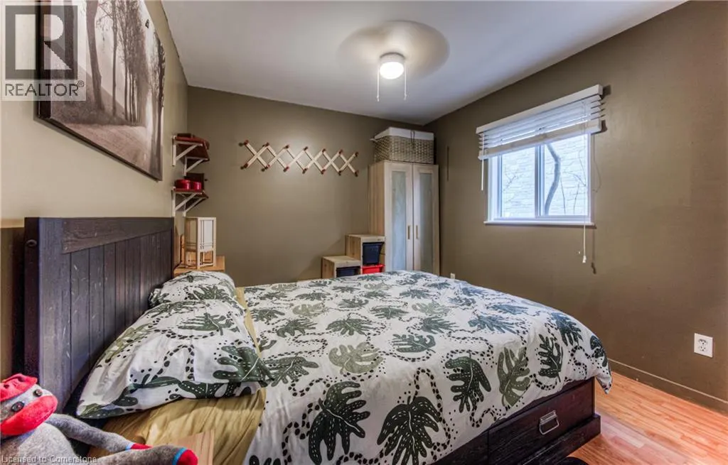 32 HOLLY Trail