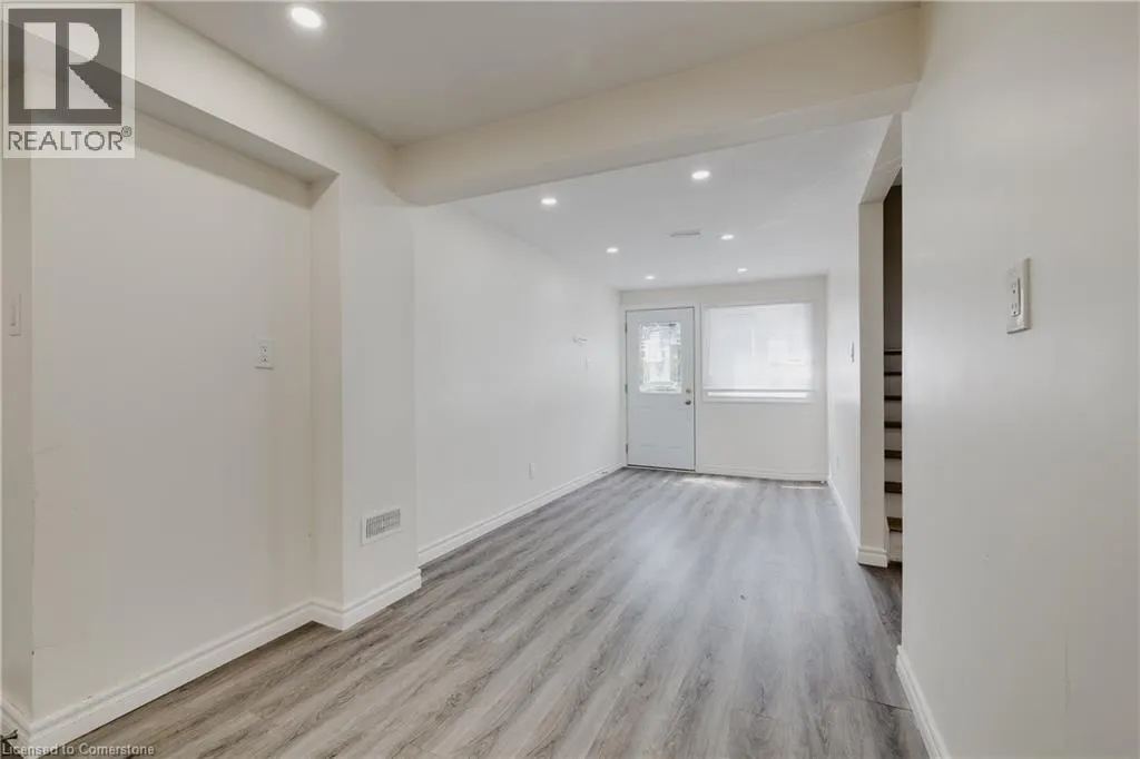 595 PIONEER Drive