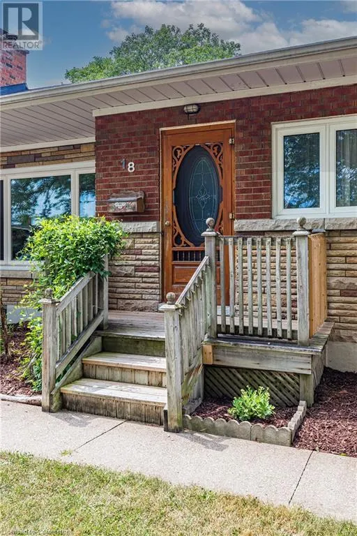 18 MASTERSON Drive