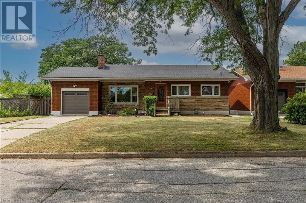 18 MASTERSON Drive