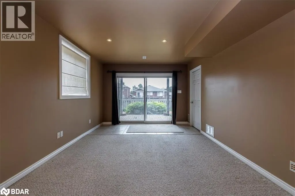12 REVELSTOKE Court