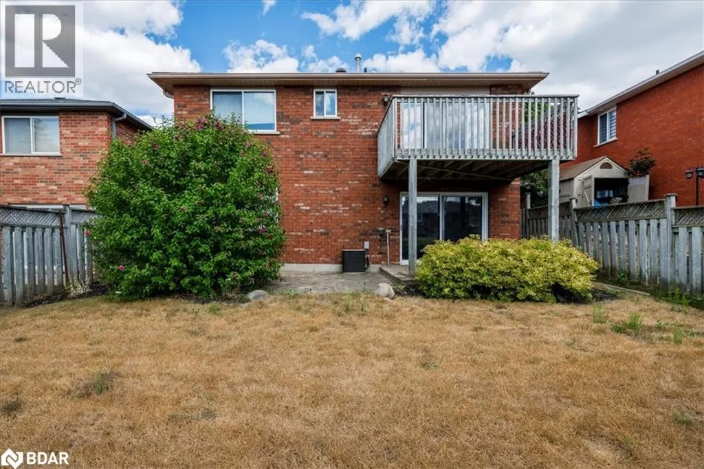 12 REVELSTOKE Court