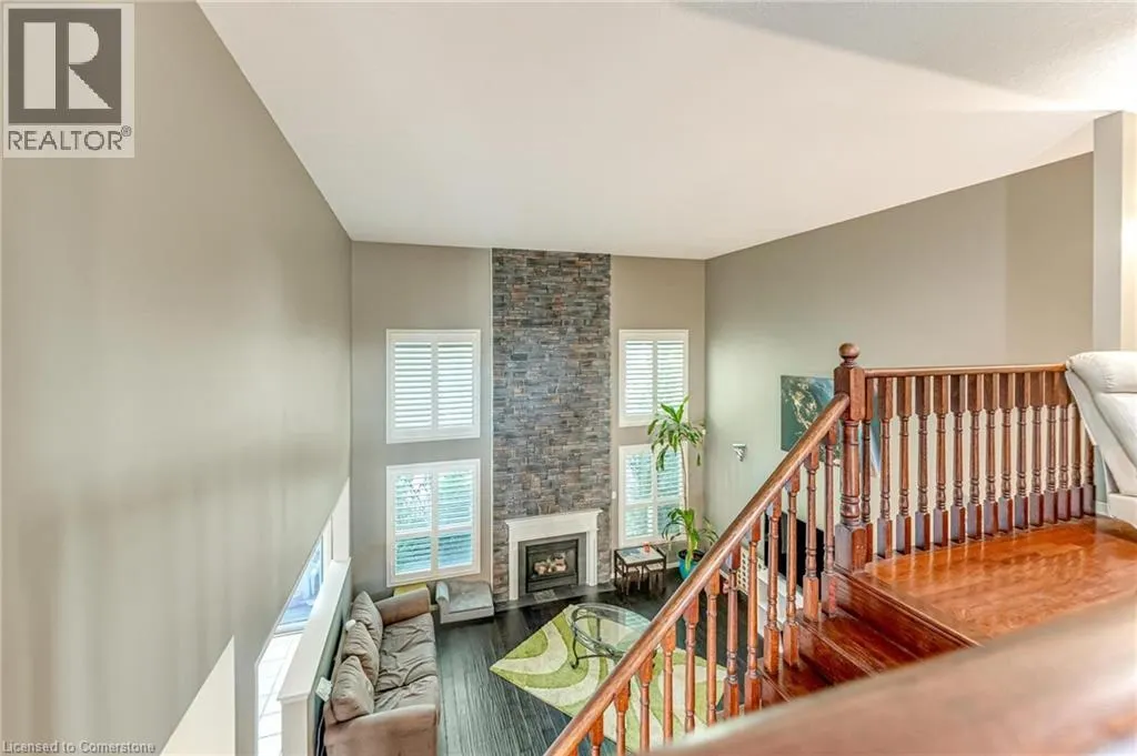17 WEBB Avenue