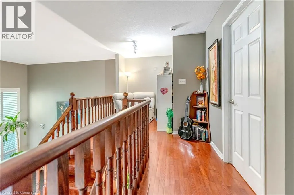 17 WEBB Avenue