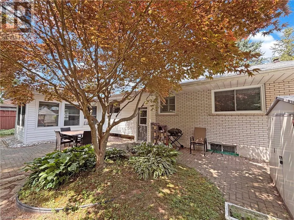 6 SHERRY Lane