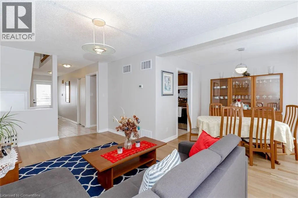 4155 DURSLEY Crescent