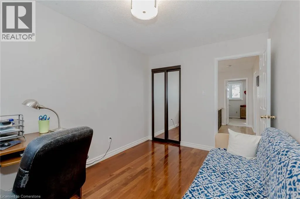 4155 DURSLEY Crescent