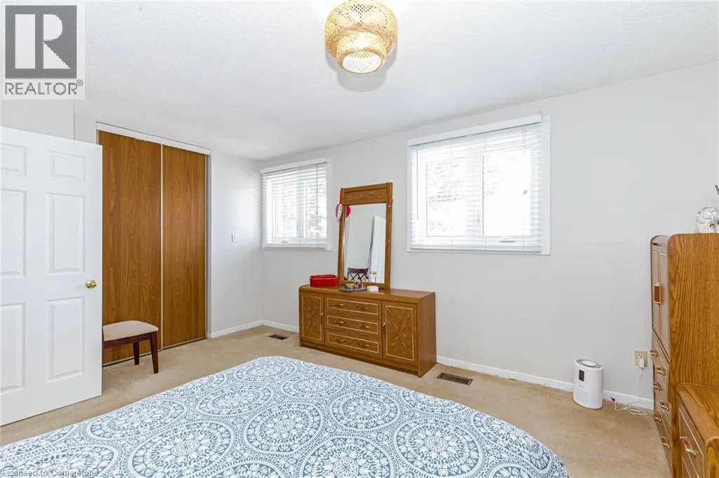 4155 DURSLEY Crescent