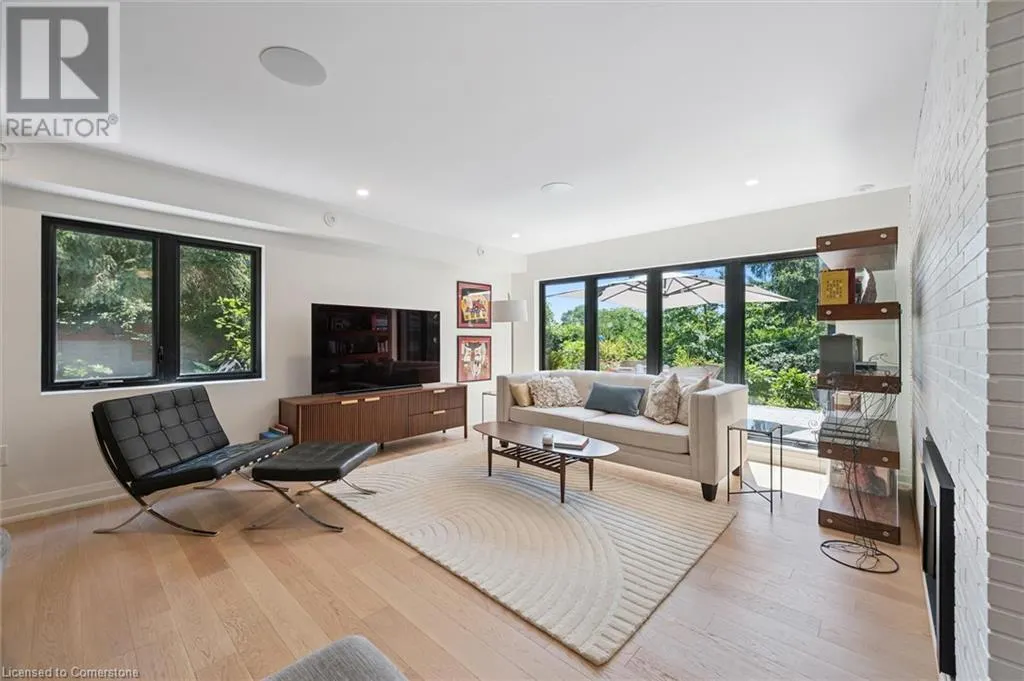 88 CALLANDER Drive