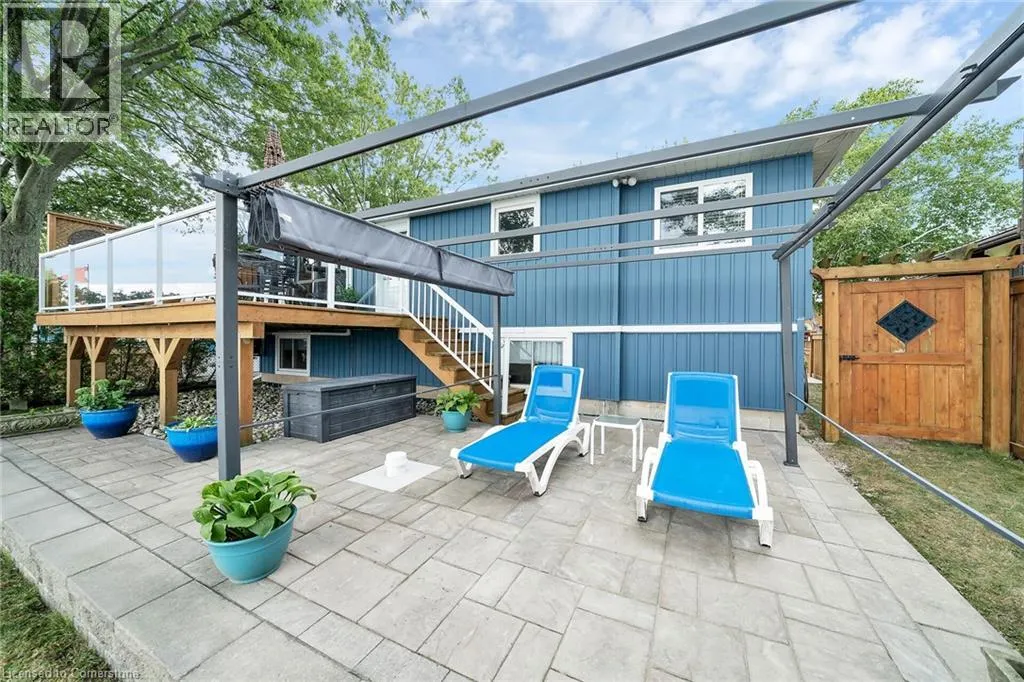 42 ERIEVIEW Lane