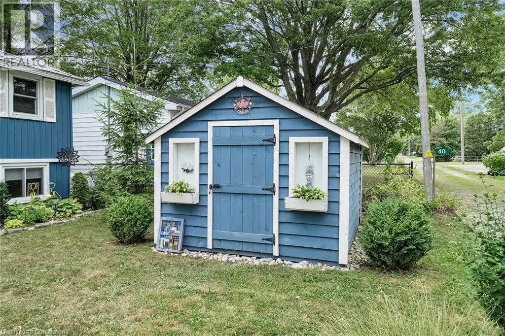 42 ERIEVIEW Lane