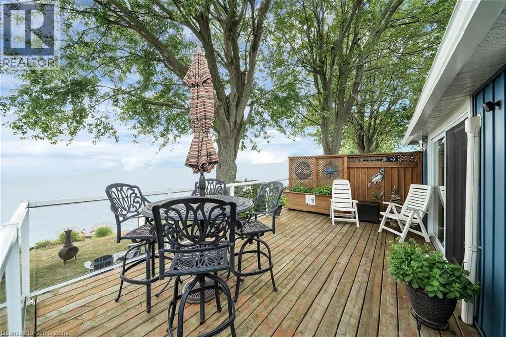 42 ERIEVIEW Lane