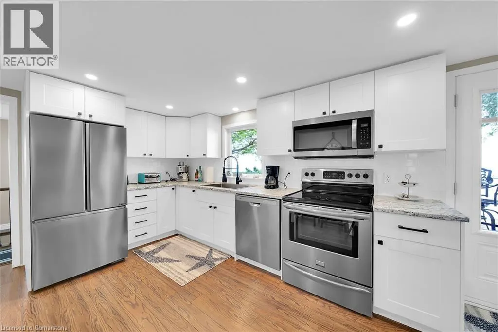 42 ERIEVIEW Lane