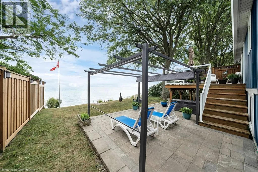 42 ERIEVIEW Lane
