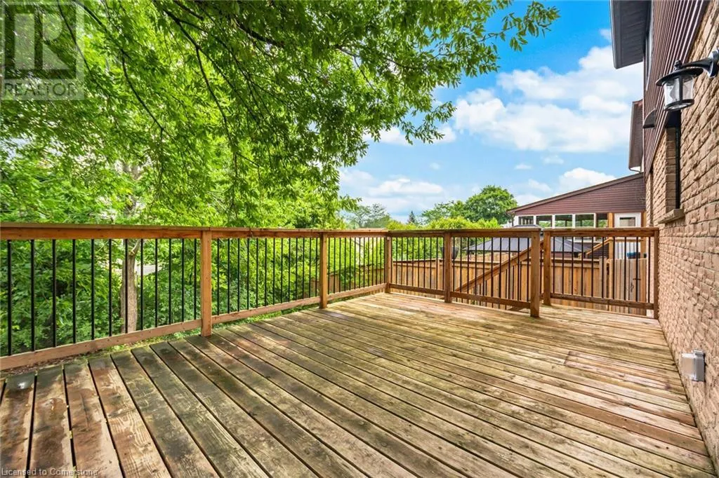 2392 ARNOLD Crescent