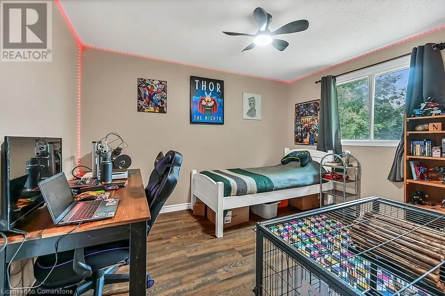44 RAVINE Crescent
