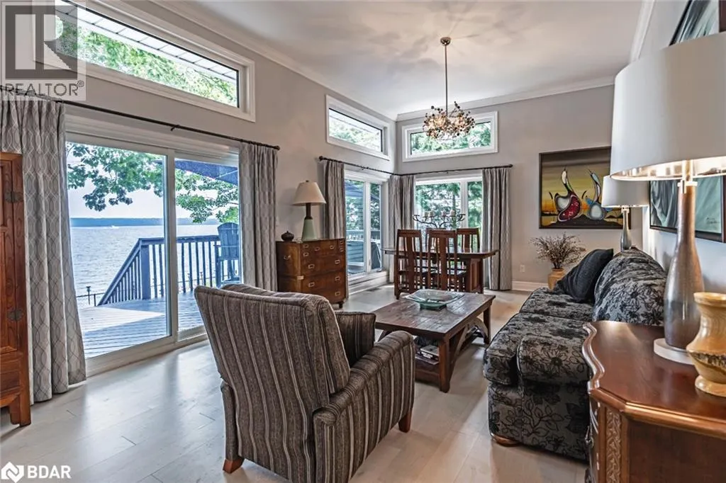 1457 CHAMPLAIN Road