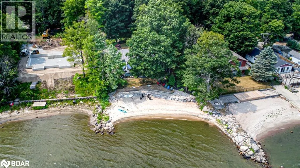 1457 CHAMPLAIN Road