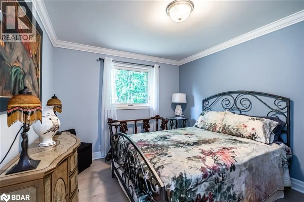 1457 CHAMPLAIN Road