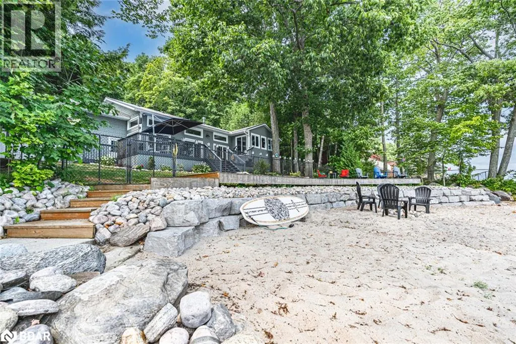 1457 CHAMPLAIN Road
