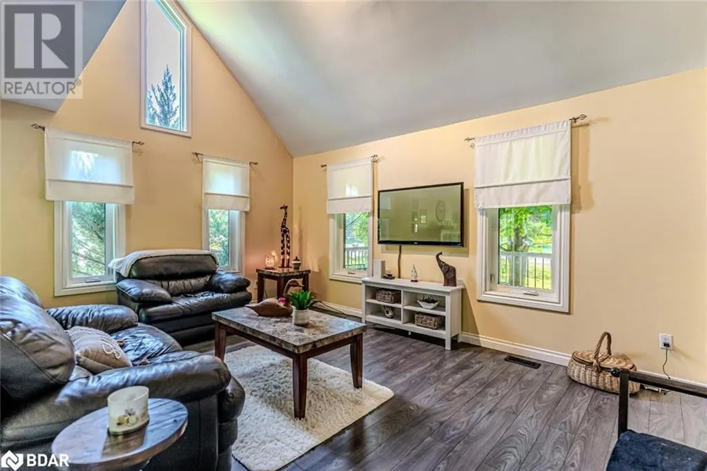 26 ROYAL BEECH Drive