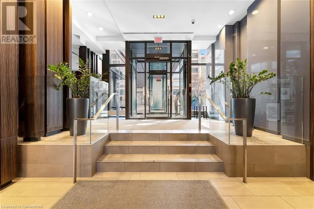 33 LOMBARD Street Unit# 4302, #4302