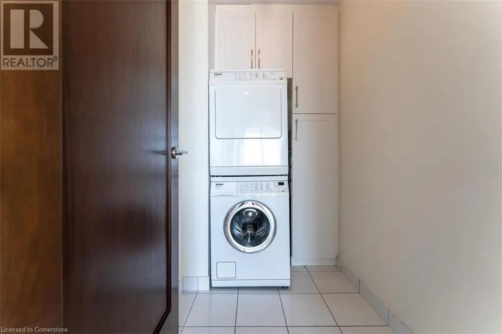 33 LOMBARD Street Unit# 4302, #4302