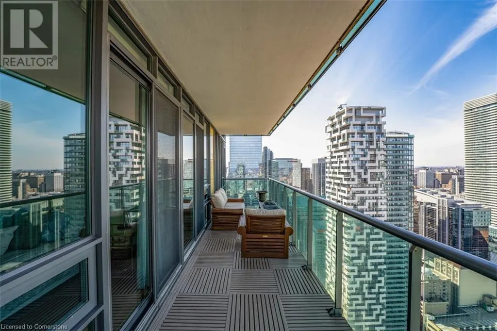 33 LOMBARD Street Unit# 4302, #4302
