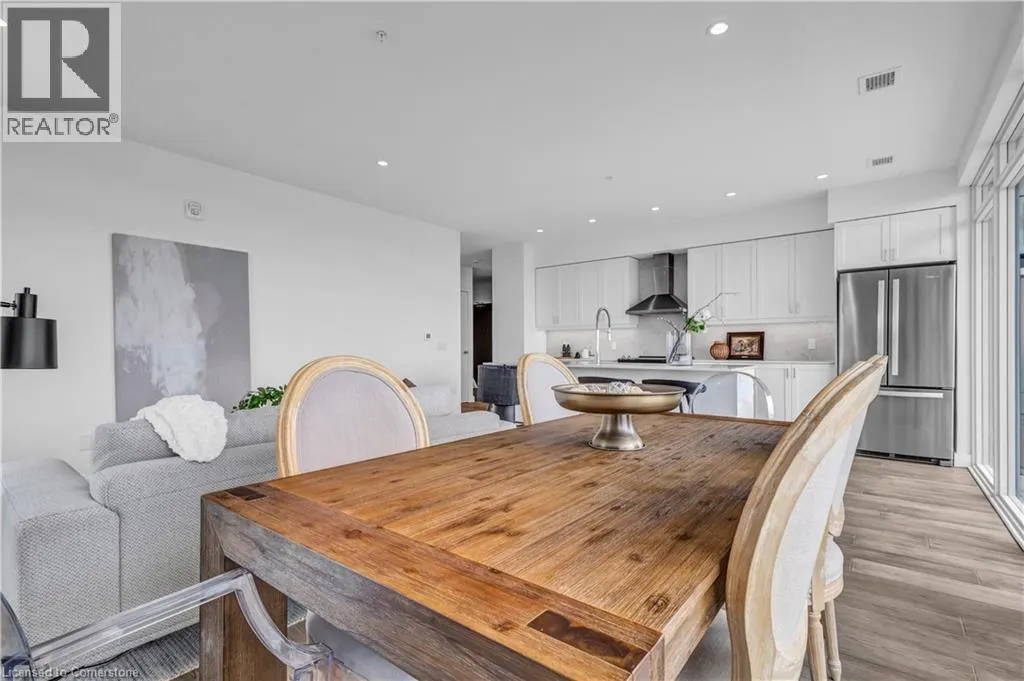 15 GLEBE Street Unit# 1414, #1414