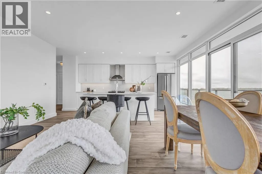 15 GLEBE Street Unit# 1414, #1414