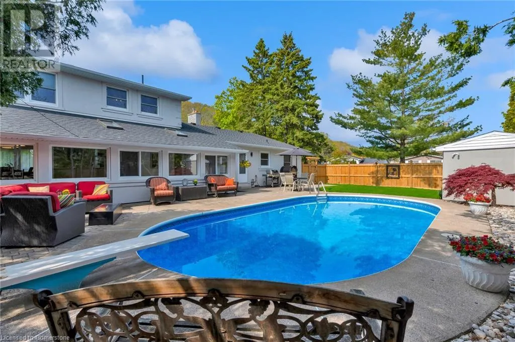 83 DORCHESTER Drive