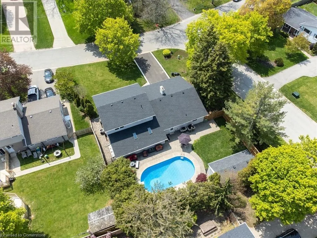 83 DORCHESTER Drive