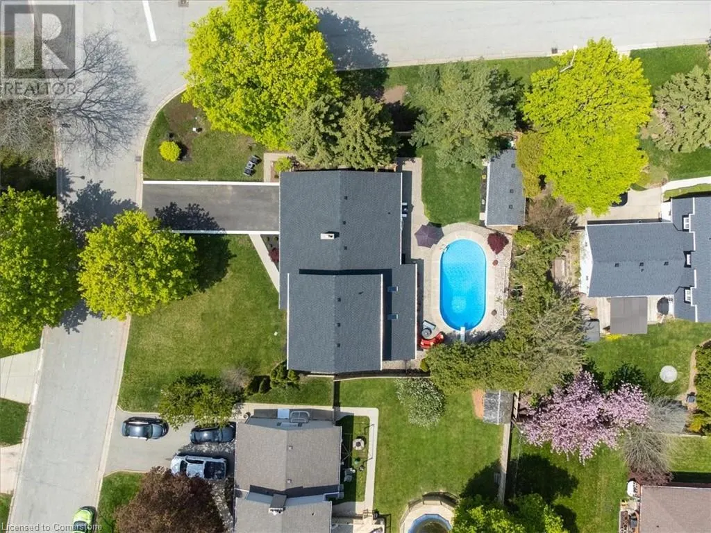 83 DORCHESTER Drive
