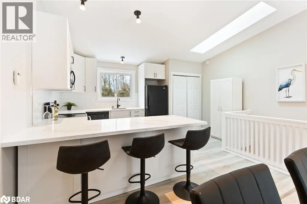 #403 - 12 DAWSON Drive